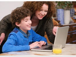 5 Tips For Parents to Help Their Student with Online Learning