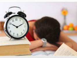 4 Ways to Stop Procrastinating with Your Education